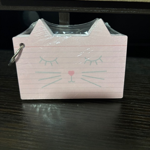 Cat Shaped Index cards - Picture 1 of 1